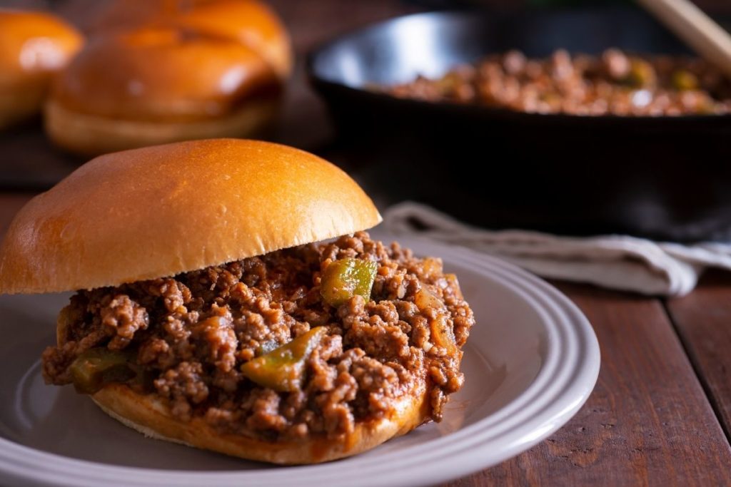 A sloppy joe sandwich recipe to feed 60 people.