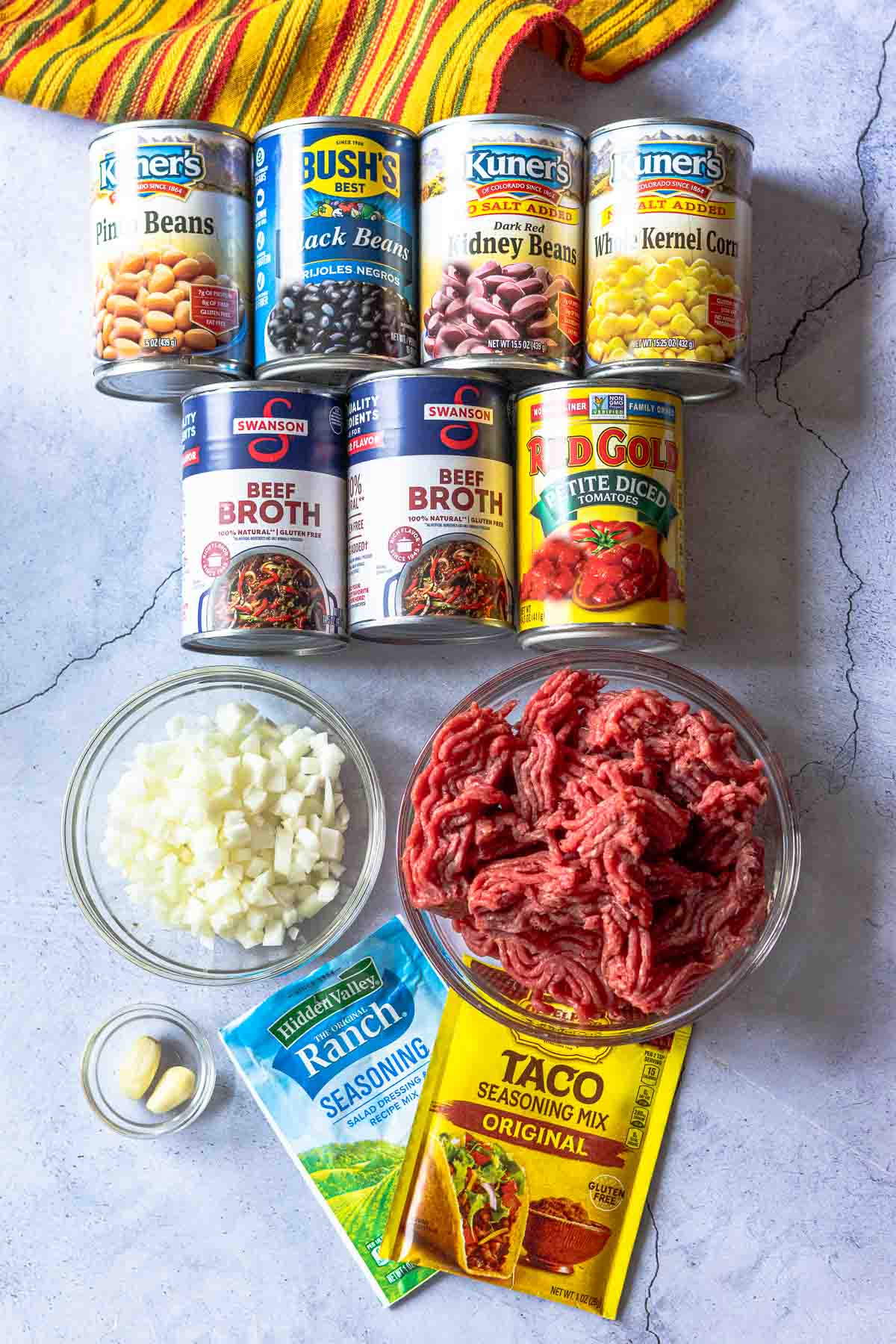 Ingredients to make 7 can taco soup with ranch dressing.