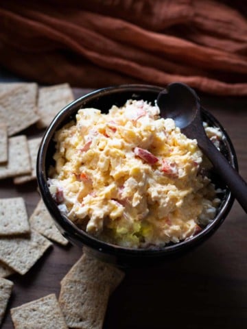 Dubliner Cheese Spread served with wheat thin crackers