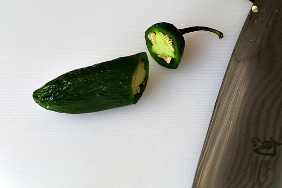 easy way to deseed a jalapeno