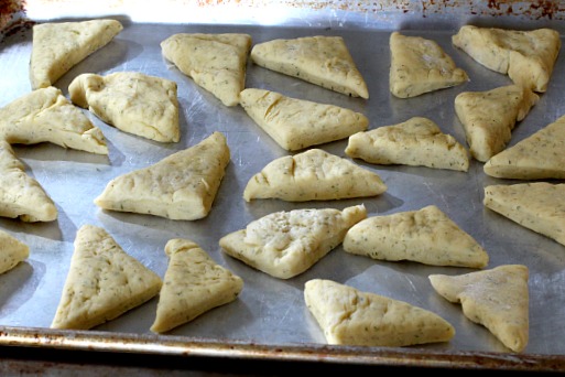 How to make dill scones for an appetizer recipe.