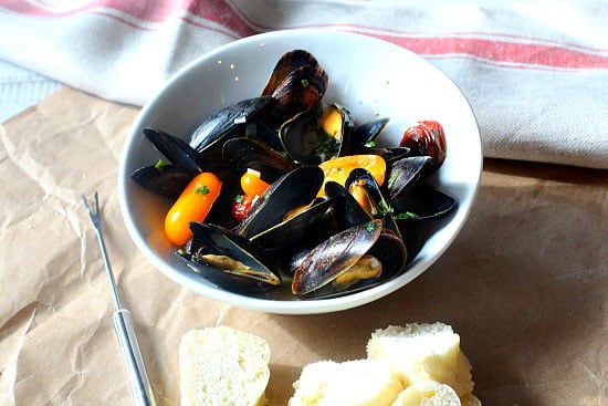 Easy mussel recipe cooked in wine and butter