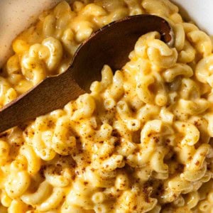 A bowl of beer mac and cheese.
