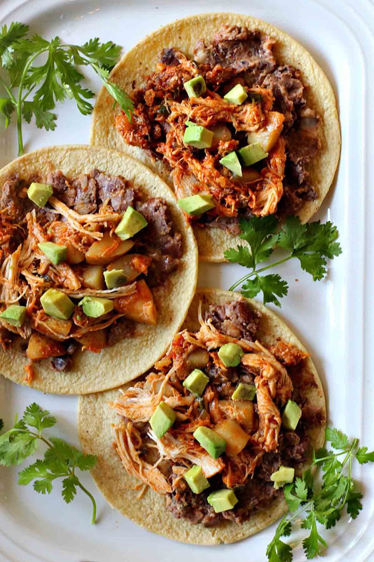 Slow Cooker Tinga de Pollo Poblano Tacos #SundaySupper | Cooking On The ...
