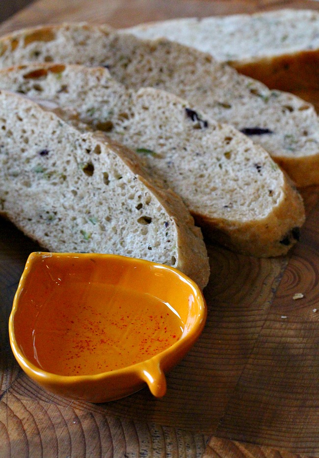 Rosemary Bread Recipe With Kalamata Olives | Cooking On The Ranch