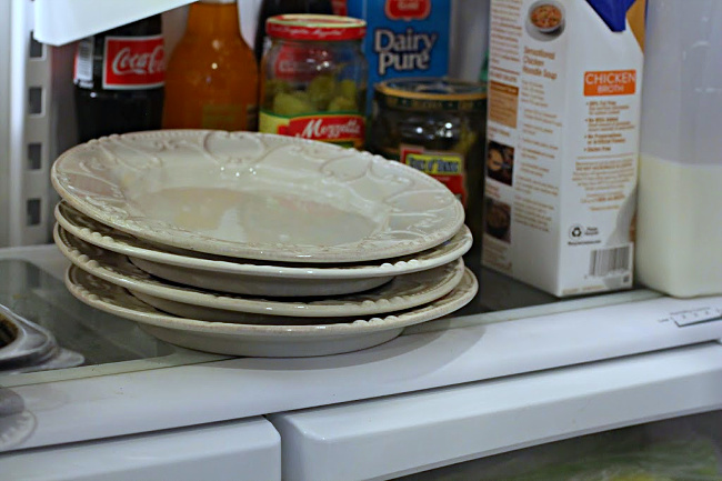 Chilling salad plates to make the best tossed salad