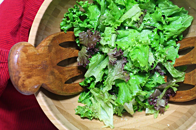 How to make the best tossed salad. Wooden Salad hands for tossing.