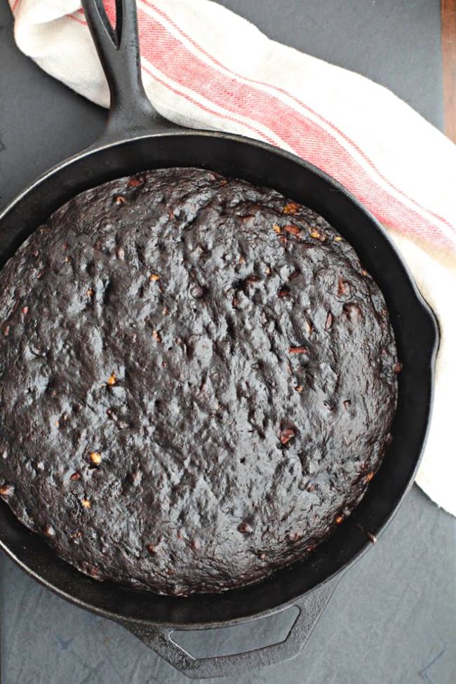 dark chocolate banana bread recipe baked in a cast iron skillet