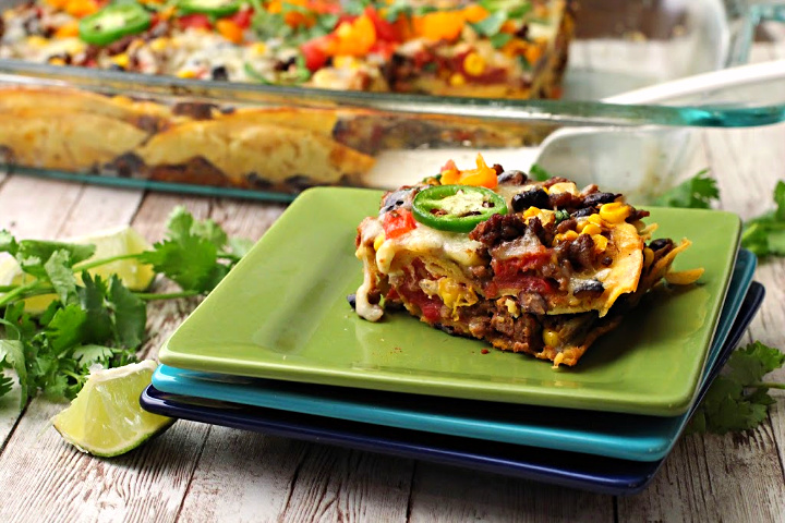 mexican-casserole-with-ground-beef-and-corn-tortillas