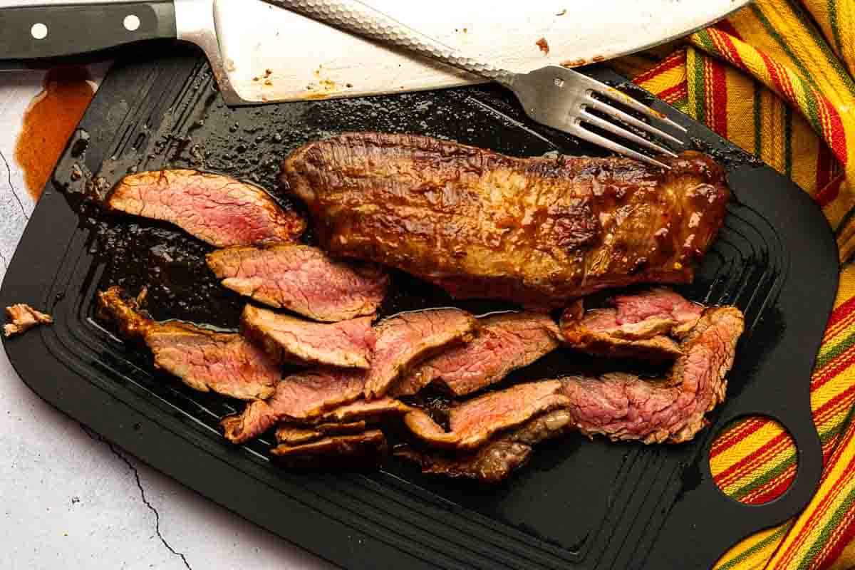 Grilled sliced skirt steak for skirt steak salad.