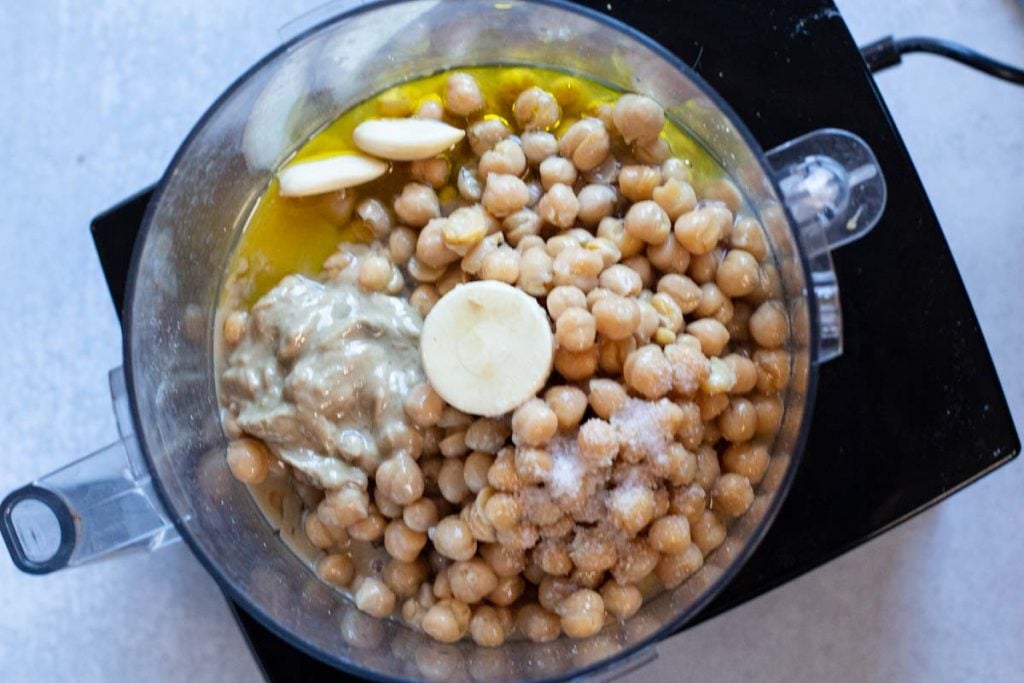 How to make hummus in the food processor using dried chickpeas
