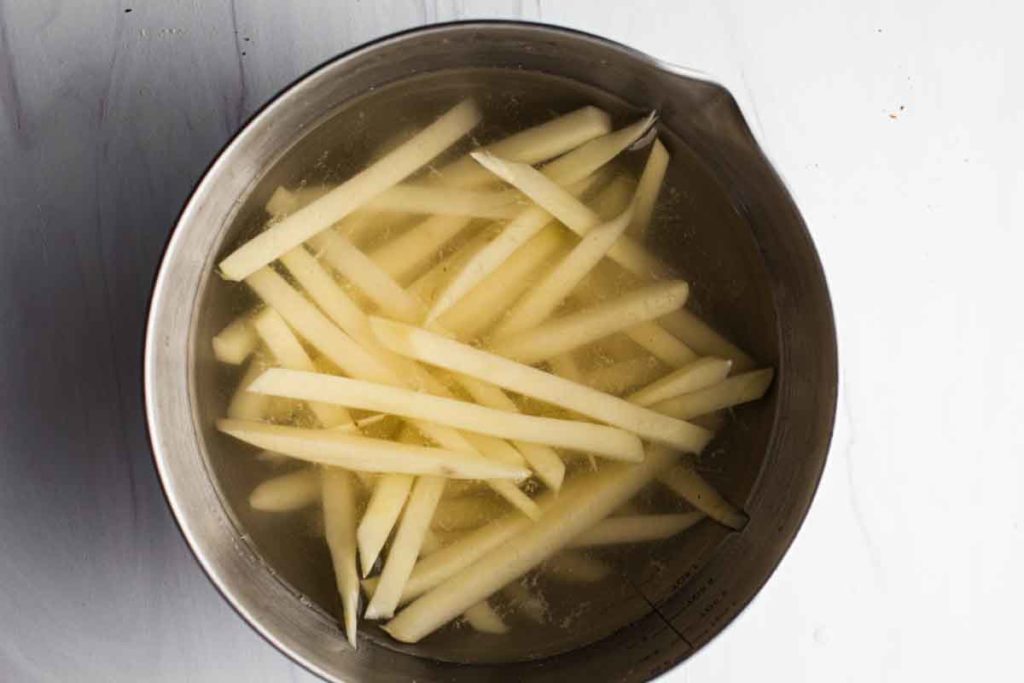 soaking french fries in water