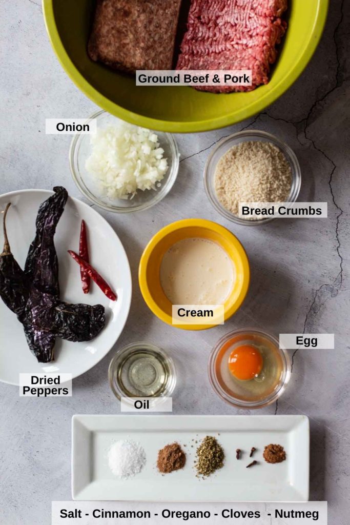 Ingredients to make Mexican pacholas.