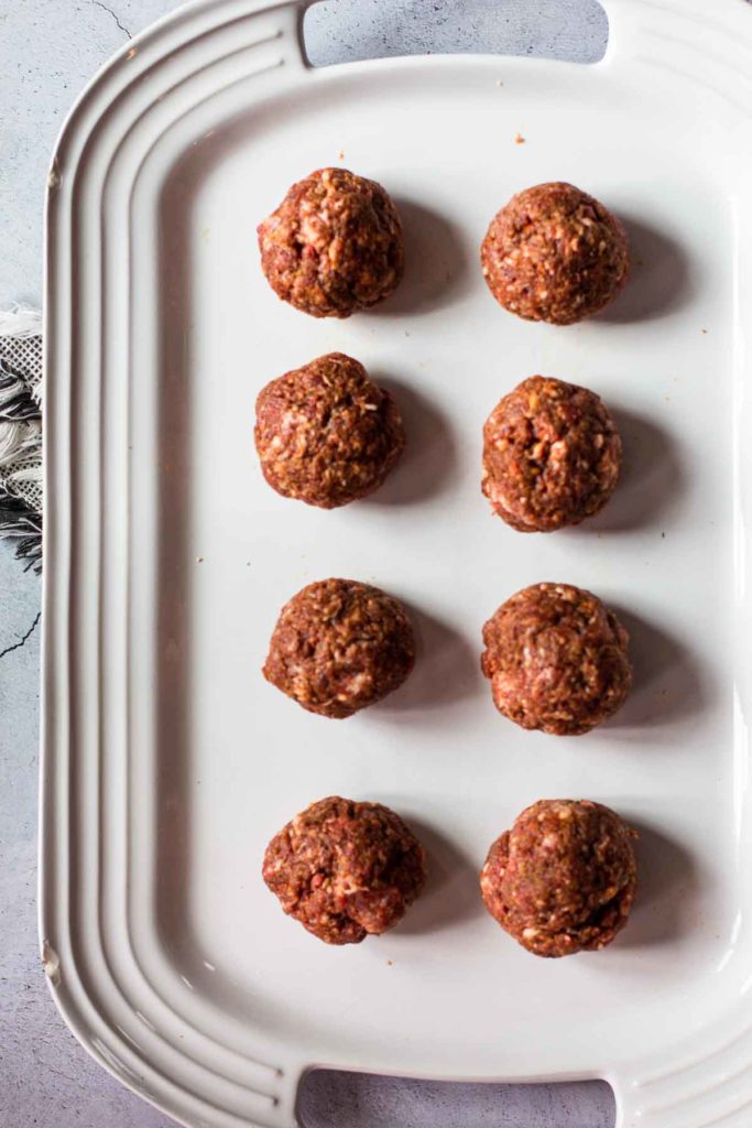 Meatballs to make Mexican pacholes.