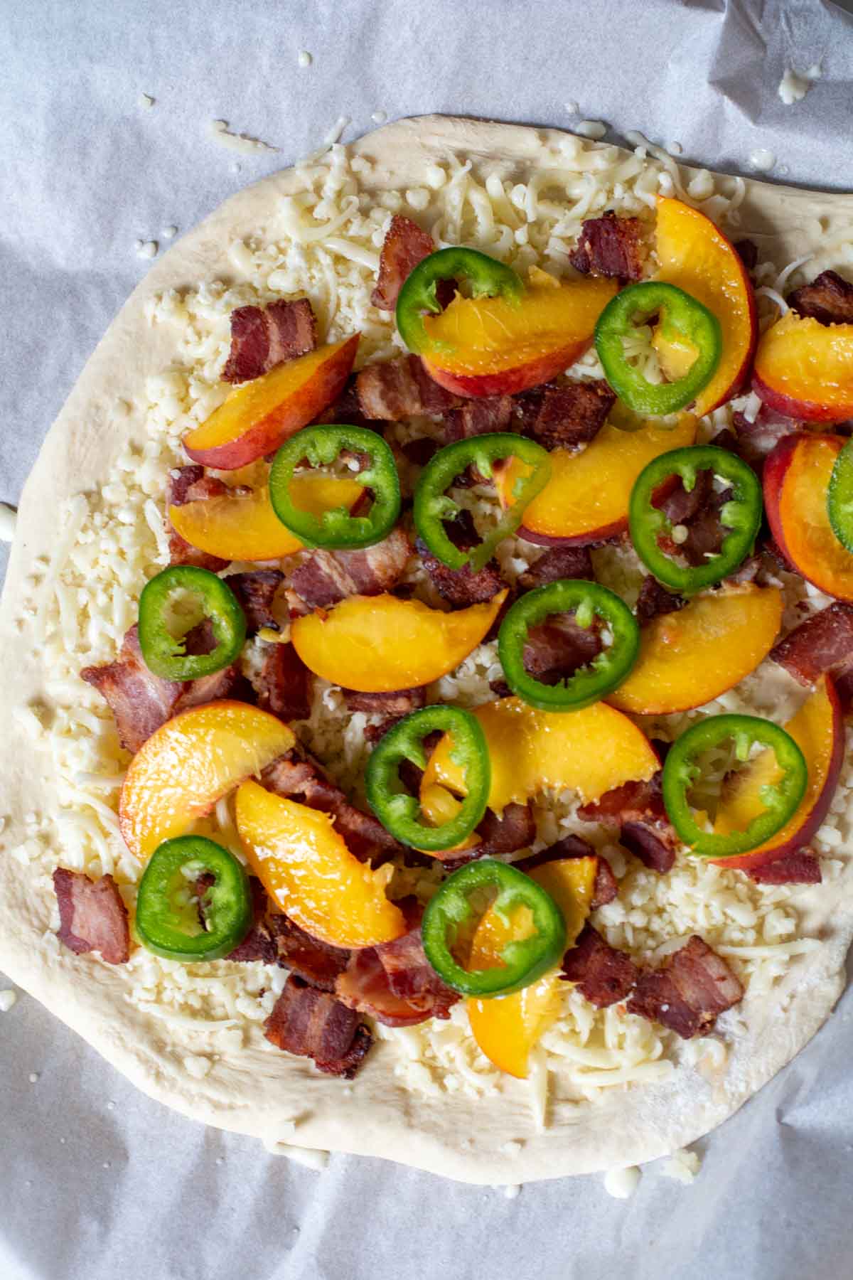How to make peach pizza.